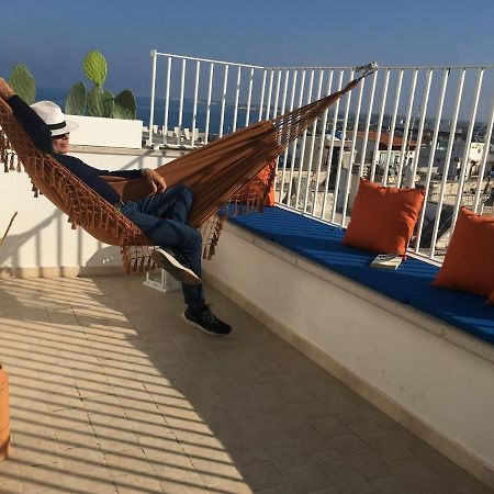 Апартаменти La Terrazza Sul Mare - Dimora Di Charme Джовінаццо Екстер'єр фото