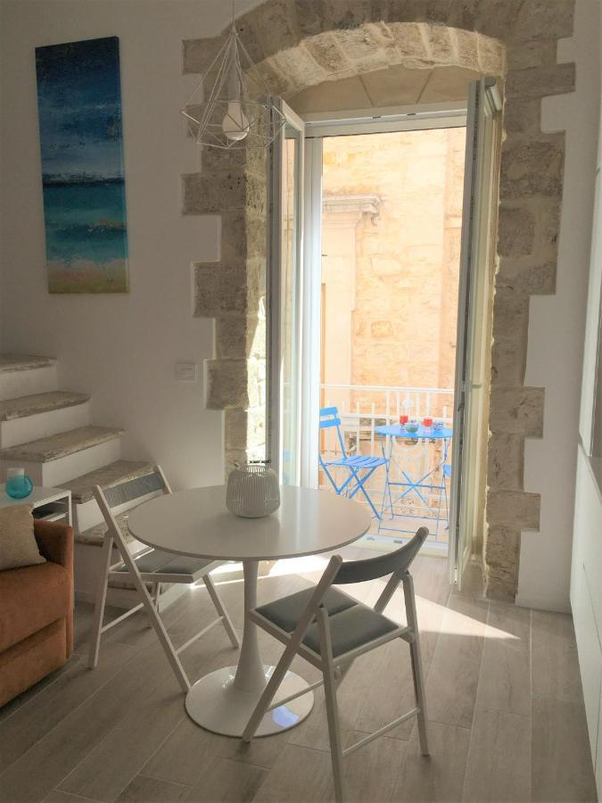 Апартаменти La Terrazza Sul Mare - Dimora Di Charme Джовінаццо Екстер'єр фото