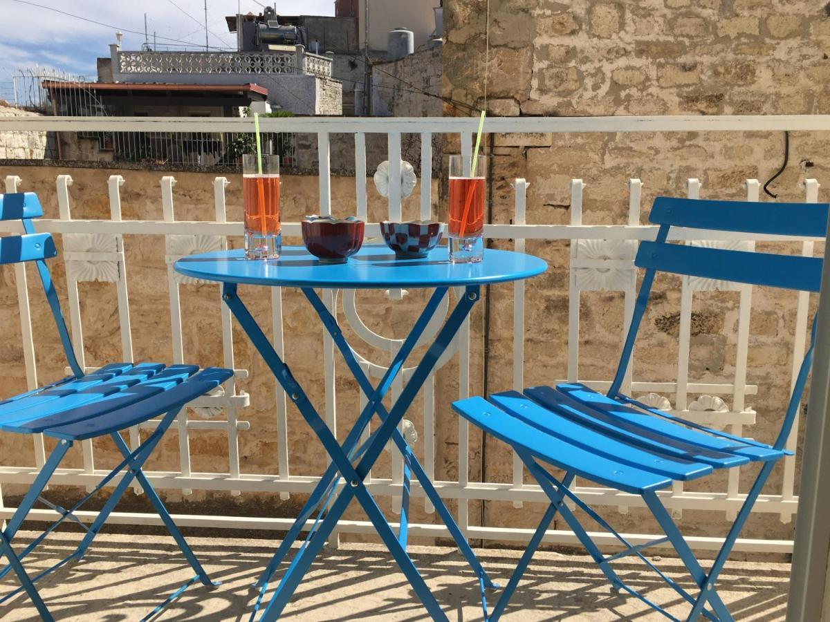 Апартаменти La Terrazza Sul Mare - Dimora Di Charme Джовінаццо Екстер'єр фото