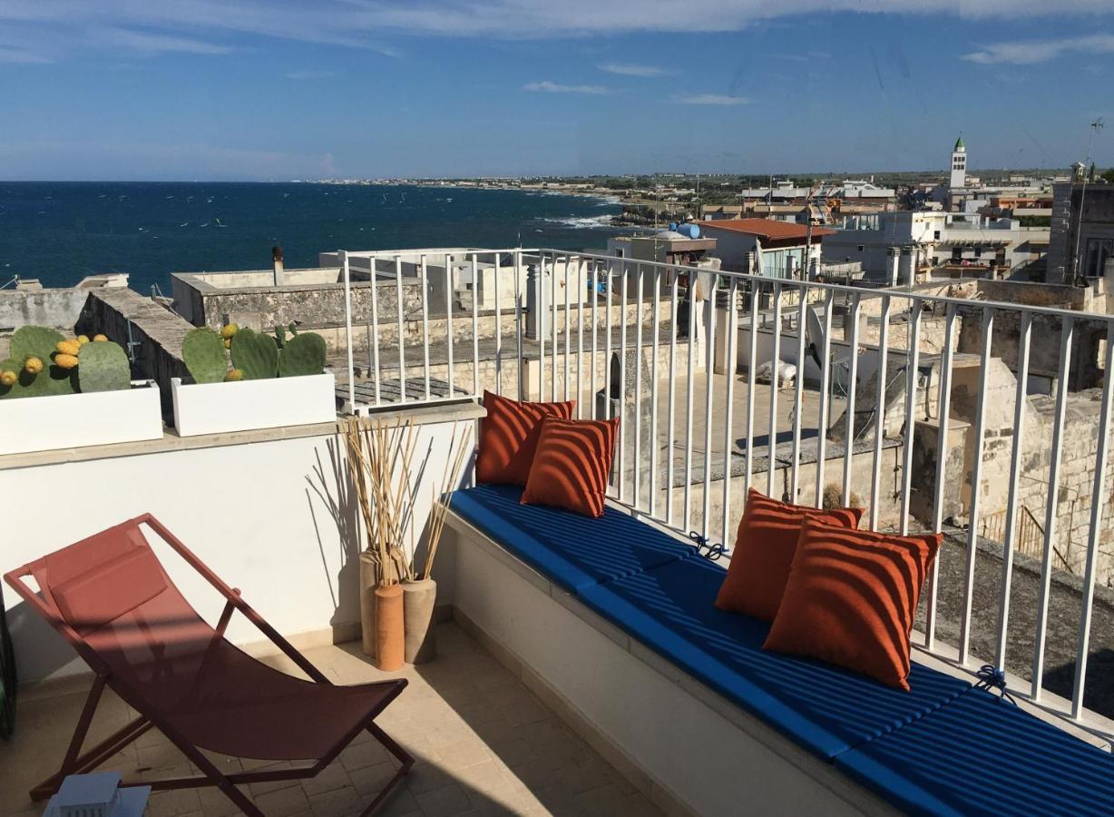Апартаменти La Terrazza Sul Mare - Dimora Di Charme Джовінаццо Екстер'єр фото