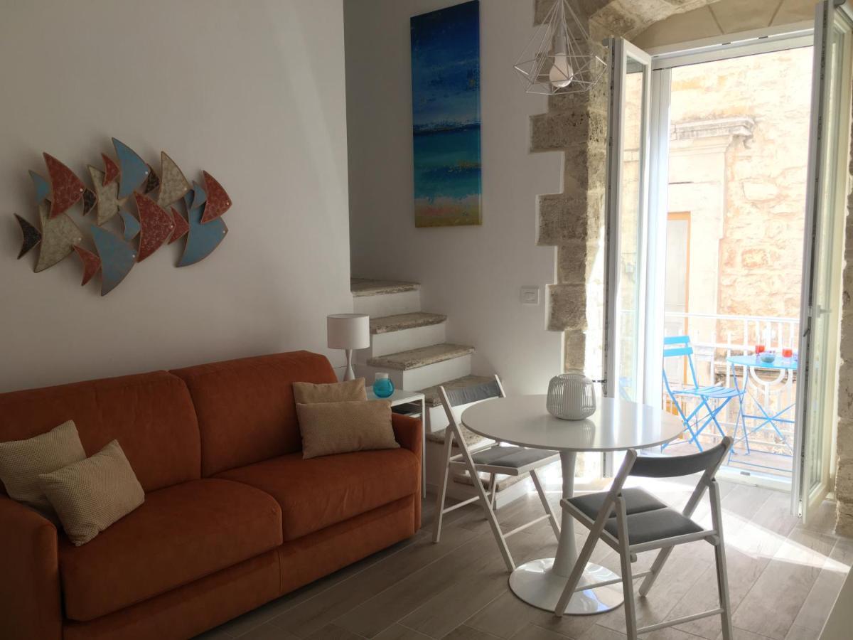 Апартаменти La Terrazza Sul Mare - Dimora Di Charme Джовінаццо Екстер'єр фото